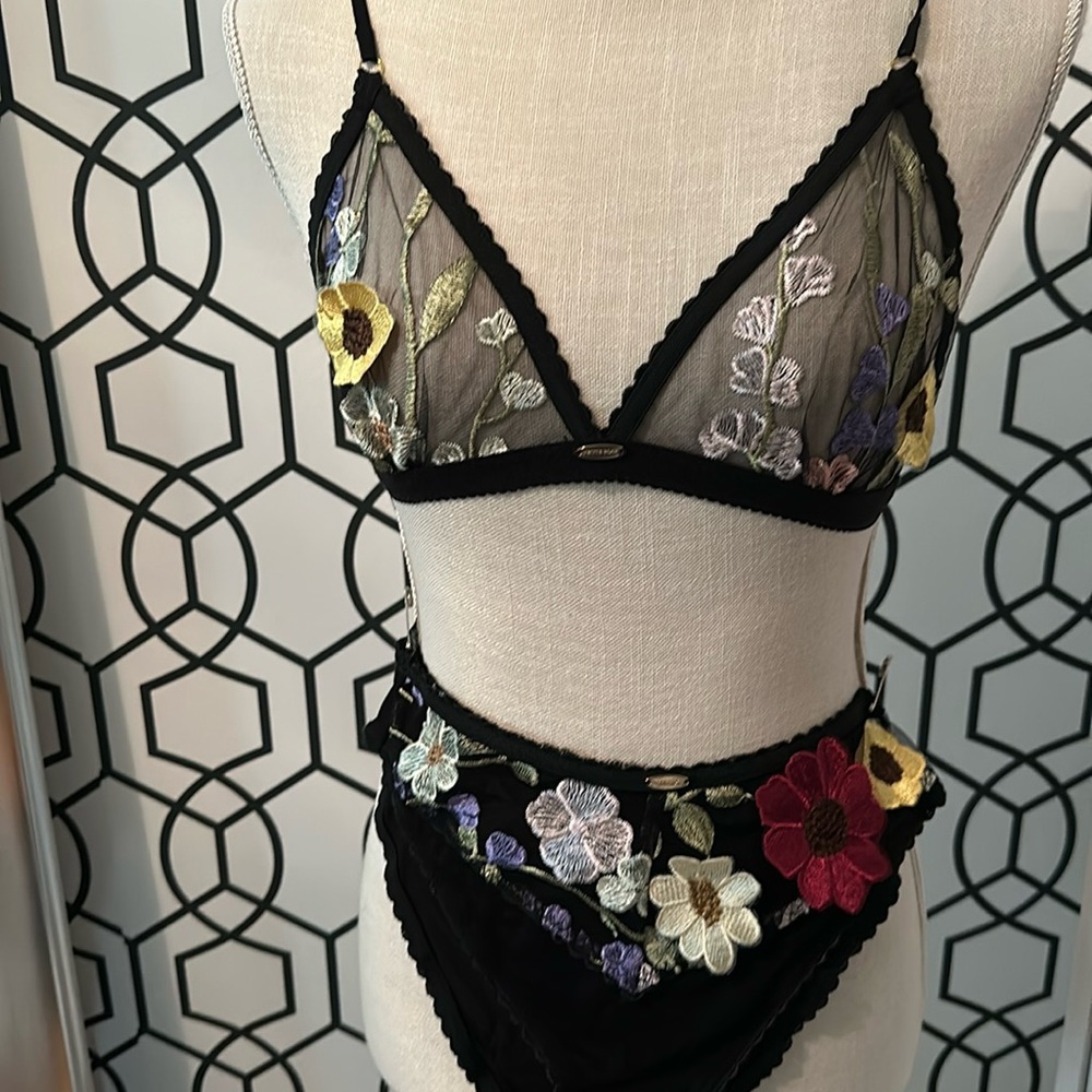 Free people Nette Rose lingerie set